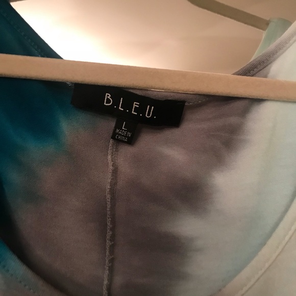 Tunic - Picture 5 of 5